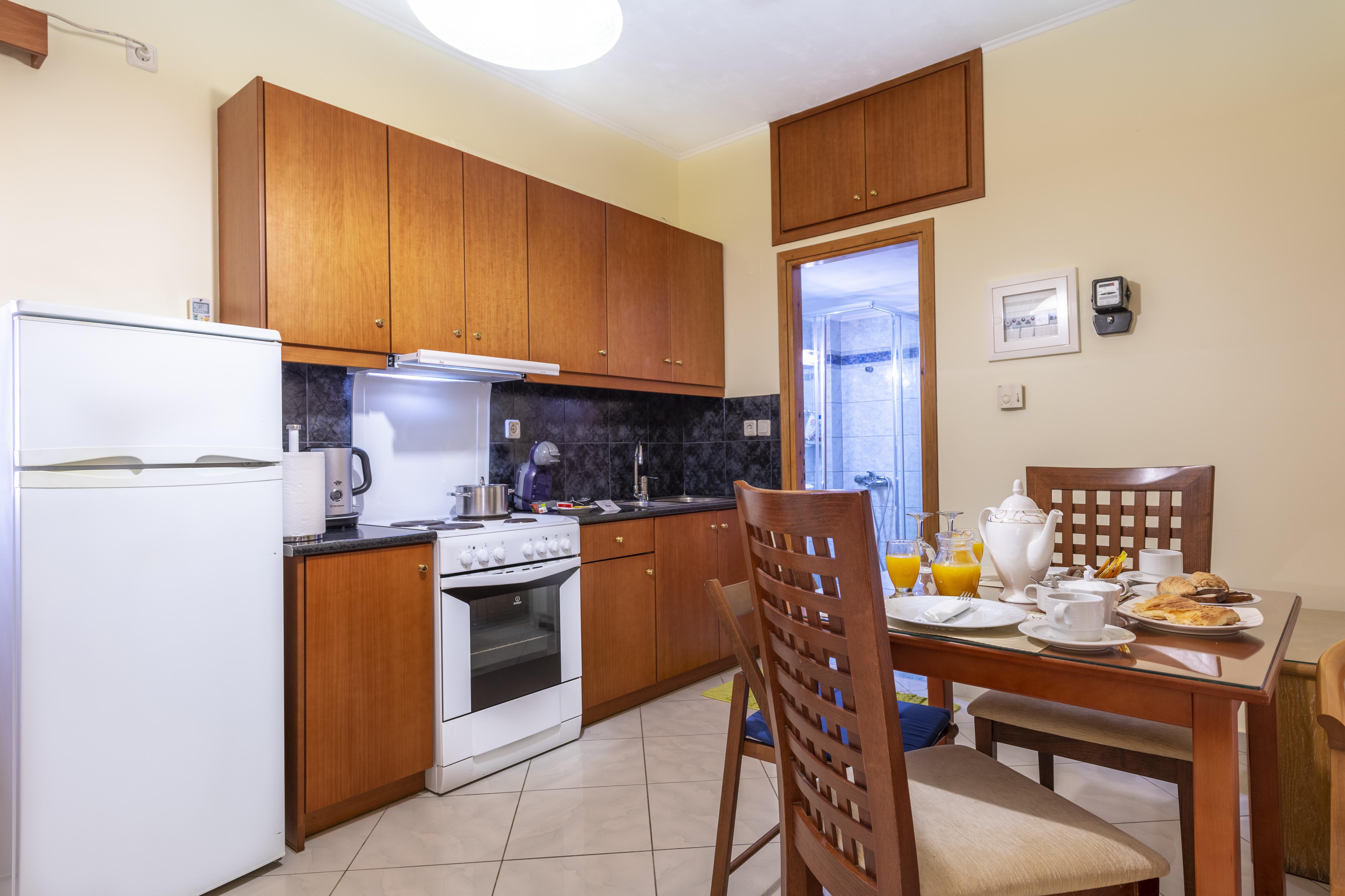 Irida Beach Resort Suites Kyparissia Exteriör bild