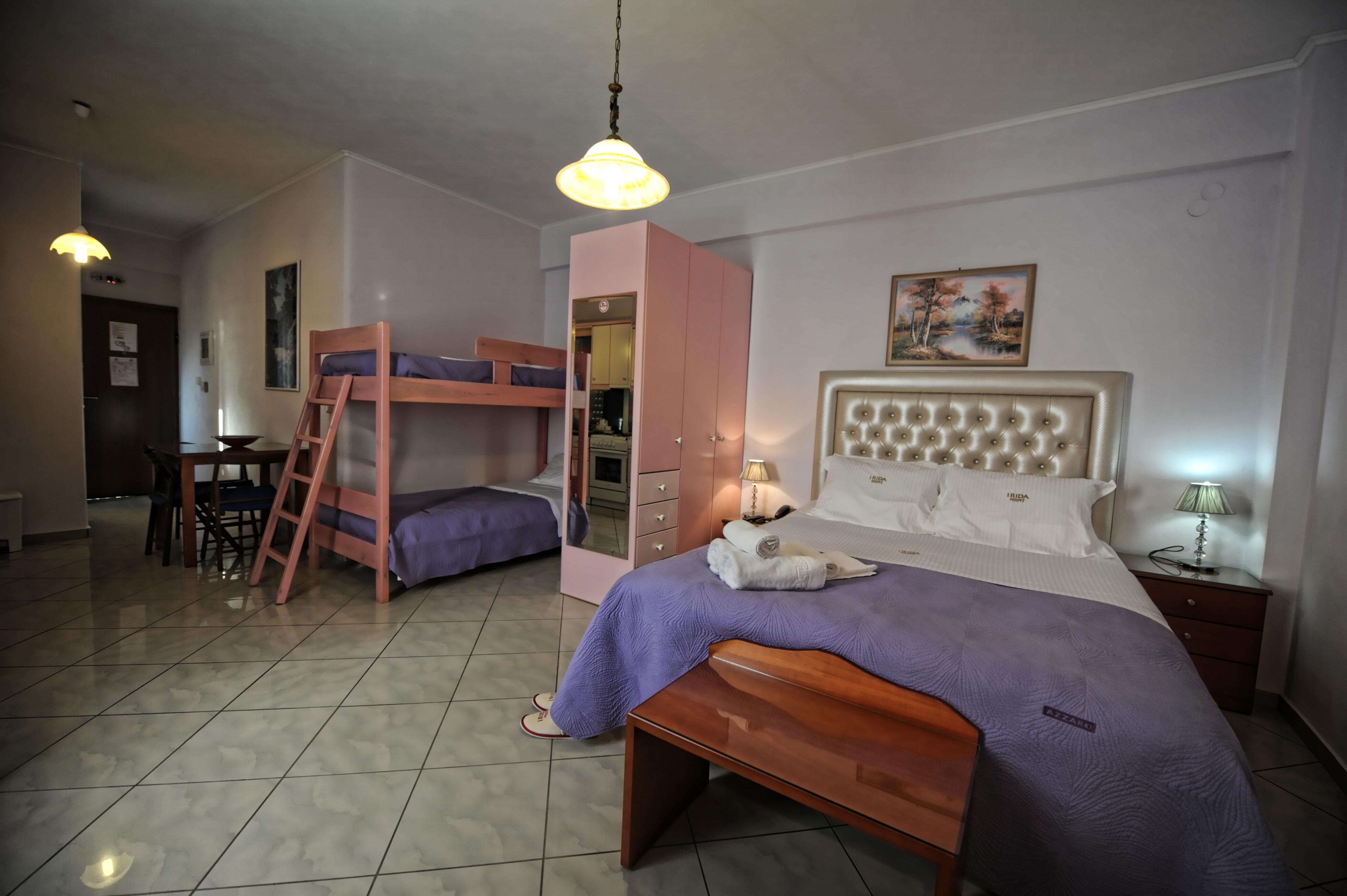 Irida Beach Resort Suites Kyparissia Exteriör bild