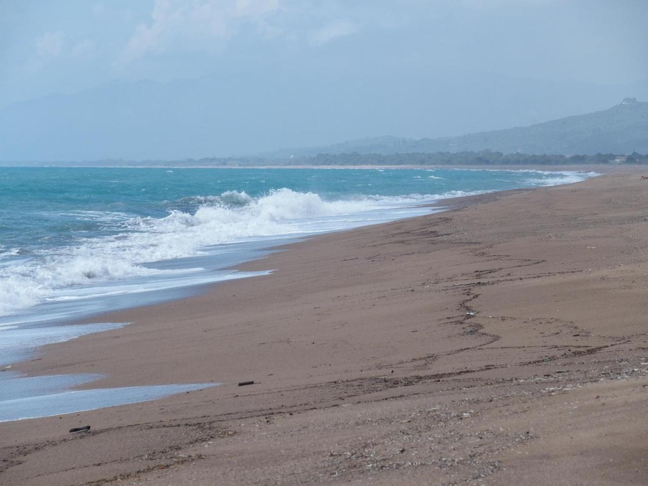 Irida Beach Resort Suites Kyparissia Exteriör bild