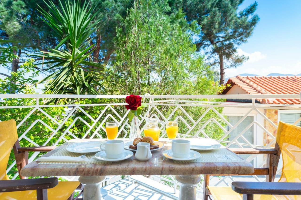 Irida Beach Resort Suites Kyparissia Exteriör bild